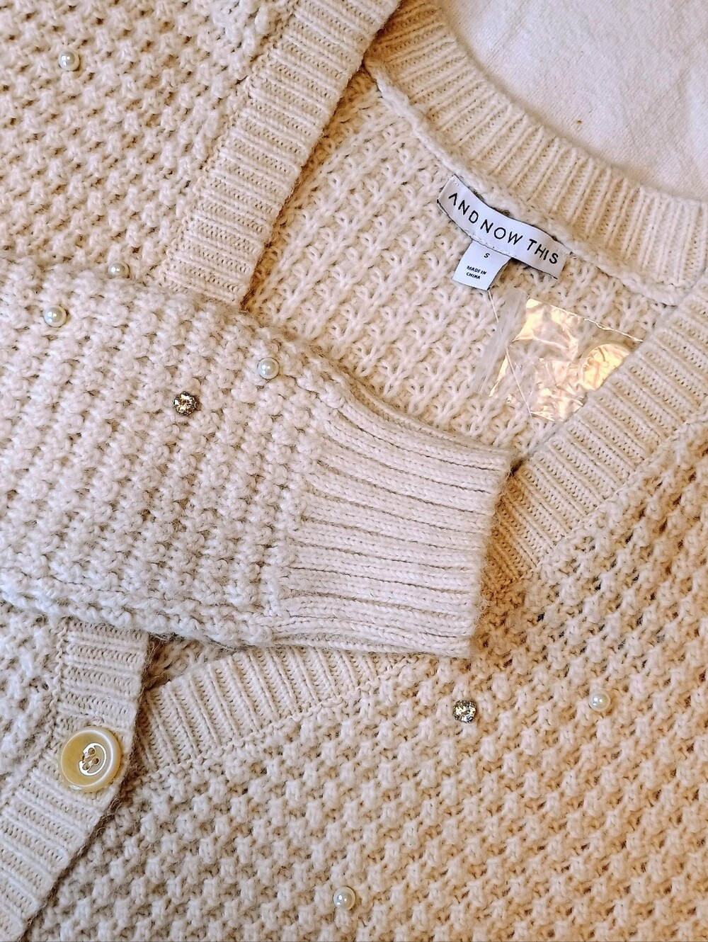 Chunky Knit Oversized Cardigan Button Rhinestone Pearl Sweater Sm Rosewater New